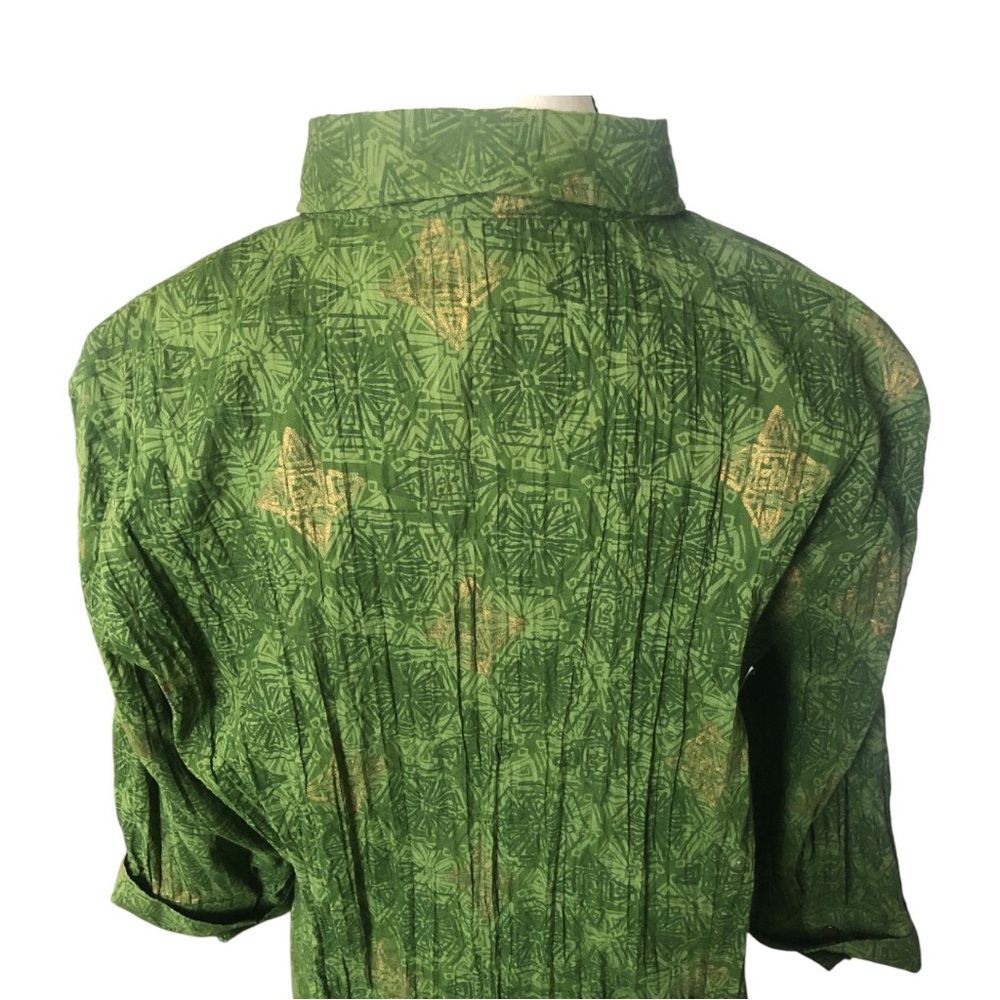 Green Patterned Button-Up Shirt - Picture 7 of 10